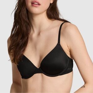 Victoria’s Secret PINK Wear Everywhere Lightly Lined Black T-Shirt Bra
